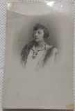 Fotografie tip Carte postala, Femeie cu vesta de blana, perioada interbelica