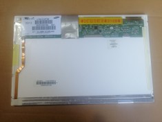 ecran HP Pavilion dv2-1000 1100 Elitebook 2530p LTN121AT06-G01 12.1 led 40 pini