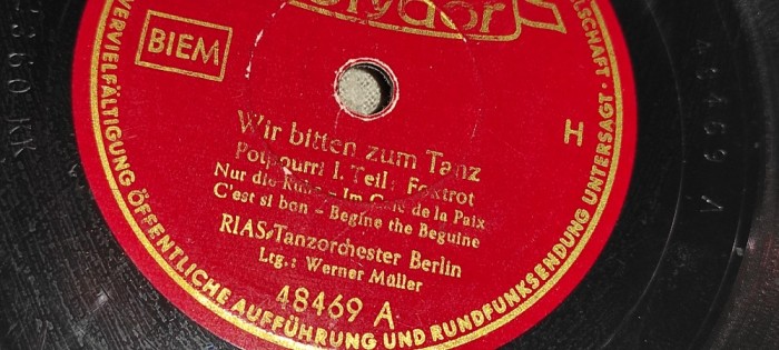 nr. 19 - placa PATEFON / GRAMOFON --- ( titlul in poze fata / verso )