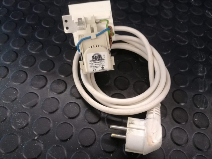 Condensator, filtru deparazitare masina de spalat Hotpoint si Indesit /C148