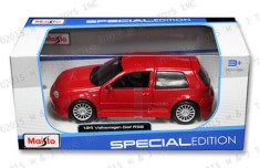 Macheta VOLKSWAGEN ( VW ) GOLF 4 R32 2002 rosu - Maisto, scara 1/24, noua. foto