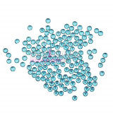 Decorațiuni albastru turcoaz, 2 mm - strasuri rotunde &icirc;n săculeț, 90 buc