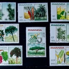 RUANDA 1984 flori flora plante arbori serie NESTAMPILATA