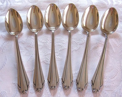 SET LINGURITE ARGINTATE PLACATE CU ARGINT MARCA MARTIN ANUL 1951 13 CM foto