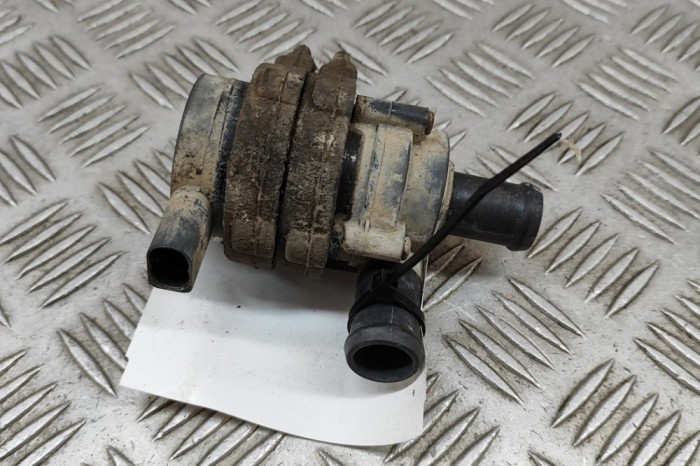 Pompa de apa auxiliara AUDI Q7 4L 2006 OEM: 7L0965561L | 27961385