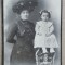 CHISINAU , FOTOGRAF Z. SUMOVSKI , MAMA CU FETITA POZAND IN STUDIO , FOTOGRAFIE CABINET , SFARSITUL SEC. XIX