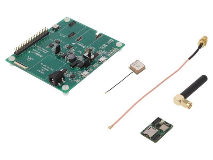 Kit de evaluare ADC/DAC/GPIO/I2C