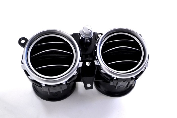 Gura de ventilație planșa de bord MERCEDES-BENZ E W213 2016 OEM: A2138307700 11549787