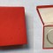Cutie veche pentru depozitare medalie de 6 cm -