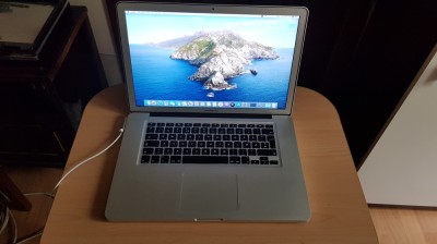 Mac Book Pro15-i7-8g ram ,Ssd ,Nvidia,Bateria 1 ora foto