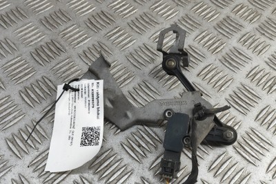 Senzor de nivel &amp;icirc;nălțime st&amp;acirc;nga față MERCEDES-BENZ GLE W167 2023 OEM: A1673205505,A0009059413 | 32059579 foto