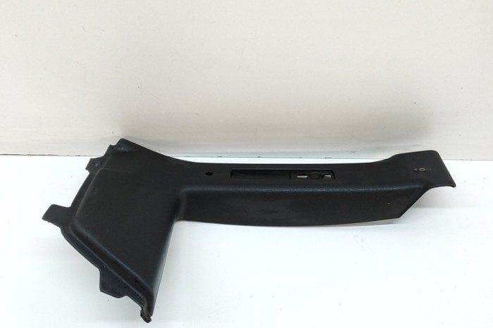 Ornament st&acirc;lp B dreapta VW CORRADO 53I 1994 OEM: 535867286B 30824568