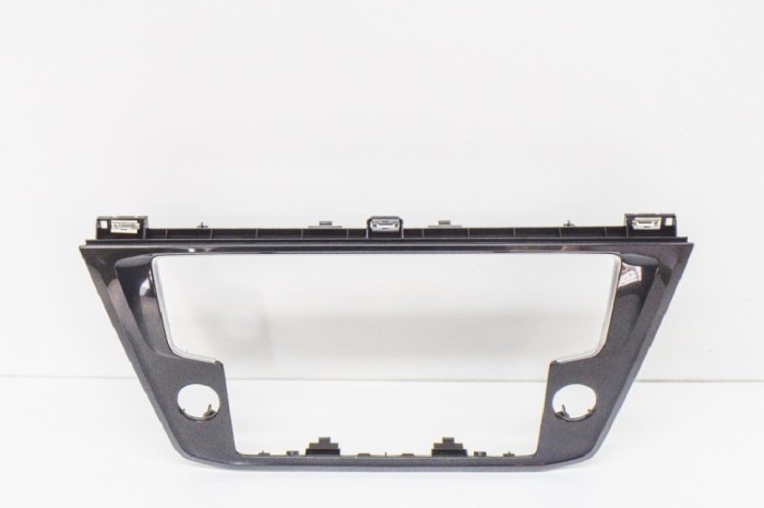 Ornament capac ecran navigație VW TIGUAN AD1 2017 OEM: 5NA858071C 11480566