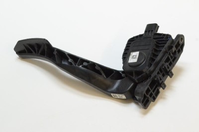 Pedala de accelerație FORD MONDEO IV BA7 2012 OEM: 9F836.CT8UC 2570305 foto