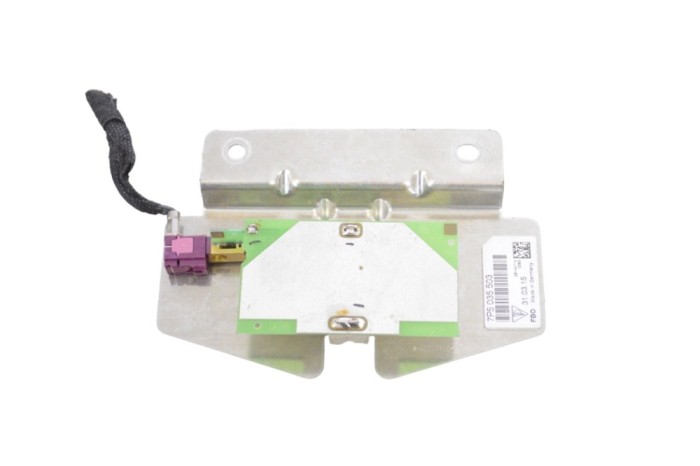 Antena PORSCHE CAYENNE 92A 2015 OEM: 7P5035503 | 23810415