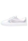 Cumpara ieftin CH2428-6 Pantofi casual argintii cu sireturi