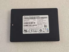 Solid-State Drive (SSD) Samsung PM871b 256GB SATA III 2.5&amp;quot; foto