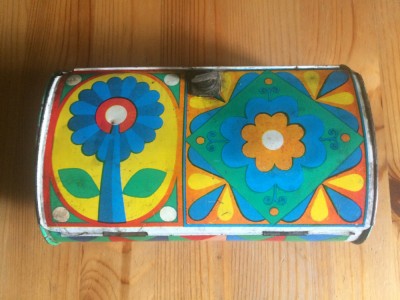 gentuta ghiozdan Jucarie din tabla romaneasca pentru gradinita copii AGATEX romania RSR anii &amp;#039;70 veche foto