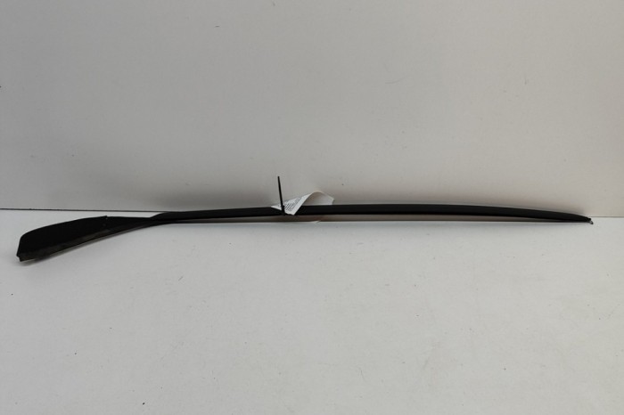 Ornament vertical parbriz dreapta VOLVO S60 III 224 2020 OEM: 31469401 | 23488809