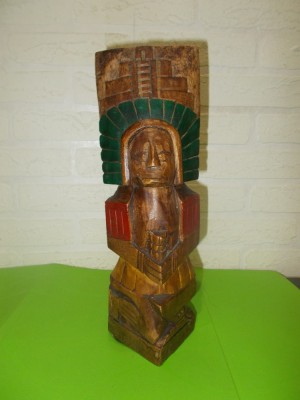 Arta precolumbiana - statueta azteca din LEMN , totem sculptat si pictat manual 29 cm , sculptura foto