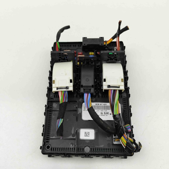 Modul de confort FORD PUMA J2K, CF7 2022 OEM: LU5T-15604-BJAE 31865432