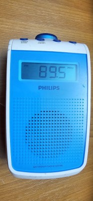 RADIO PHILIPS AE3300/00 , FUNCTIONEAZA FM . foto