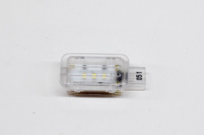 Iluminare interioară LAND ROVER DISCOVERY V L462 2021 OEM: CPLA-13776 14894362
