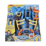 Cumpara ieftin Set de joaca Fisher Price Imaginext DC Super Friends - Robot Batman si centru de comanda