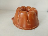 Forma copt vintage ceramica (lut), prijitura guguluf, bundt, chec, cozonac, matrita frumos decorata cu spice - 18cm diametru x 9cm inaltime