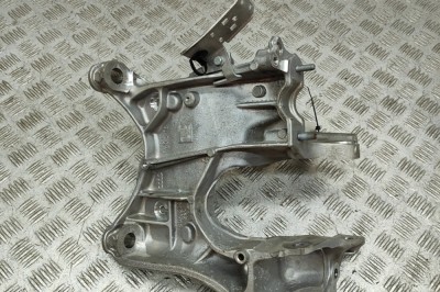 Suport punte dreapta AUDI A6 C8 Avant 4A5 2024 OEM: 80A399296 31053087 foto