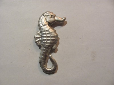 CY - Superb Cal calut de Mare / metal alb neprobat la argint / h: 7,50 cm / 19 g foto
