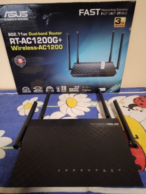 Asus RT-AC1200G+ foto