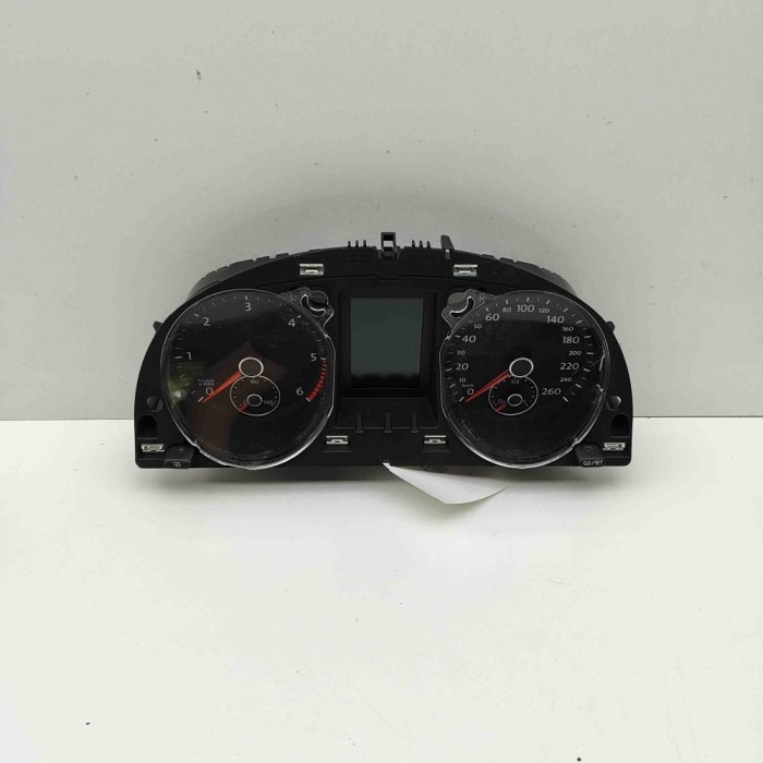 Ceas de bord VW PASSAT Variant B7 365 2012 OEM: 3AA920870D