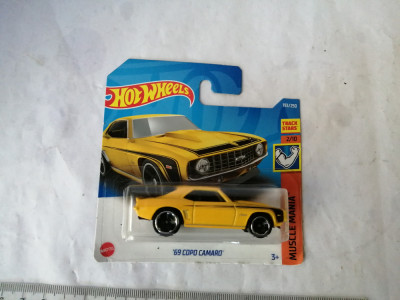 bnk jc Hot Wheels &amp;#039;69 COPO Camaro (2nd Color) - 2022 Muscle Mania 2/10 foto