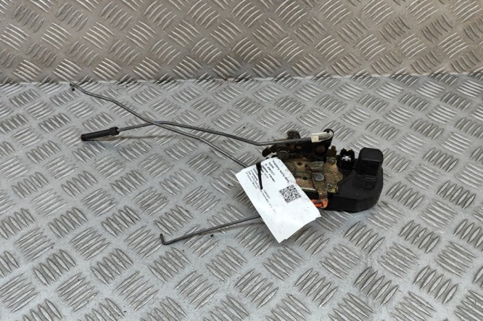 &Icirc;ncuietoare ușă st&acirc;nga față DODGE CHARGER 2006 OEM: 4589071AC 28933277