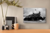Tablou Canvas Farul Singuratic Veghează St&acirc;ncile Umbroase, 39 x 26 cm, CMCLASS