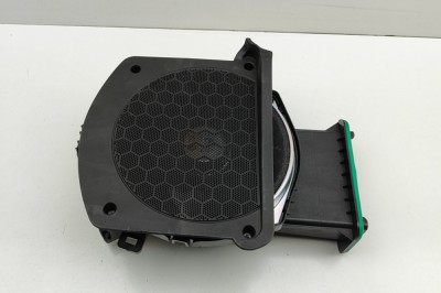 Subwoofer podea dreapta BMW X3 G01, F97 2020 OEM: 6826950,6811918 31721780 foto