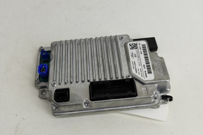 Unitate de control navigație FORD PUMA J2K, CF7 2023 OEM: NU5T-14G371-GAF 26388866