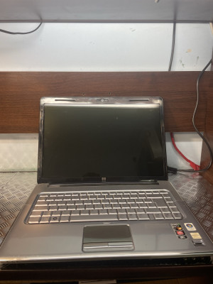 LAPTOP hp dv5 1135 DEFECT / PT DEZMEMBRARE foto