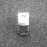 Buton fr&acirc;nă de m&acirc;nă MERCEDES-BENZ GLC X253, C253 2017 OEM: A2059056603 | 10465856