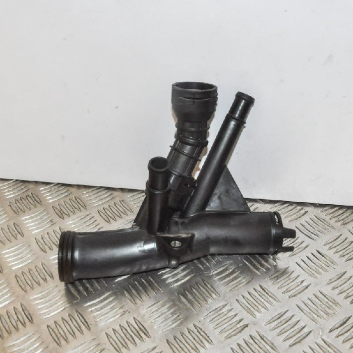 Termostat AUDI A3 8V1, 8VK 2013 OEM: 04L121026 1902456