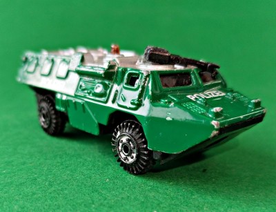 Blindată Polizei Diecast Made in China TAB metal 7/2.5/3.5 cm, parbriz fumuriu, tun de apă mobil. Roți &amp;icirc;n stare bună, fără descentrări sau &amp;bdquo;pană&amp;rdquo; Q foto