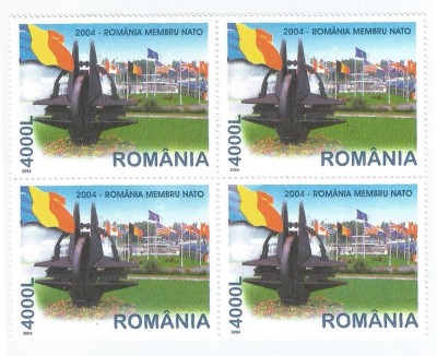 |Romania, LP 1633/2004, 2004 - Romania membra NATO, bloc de 4, MNH foto