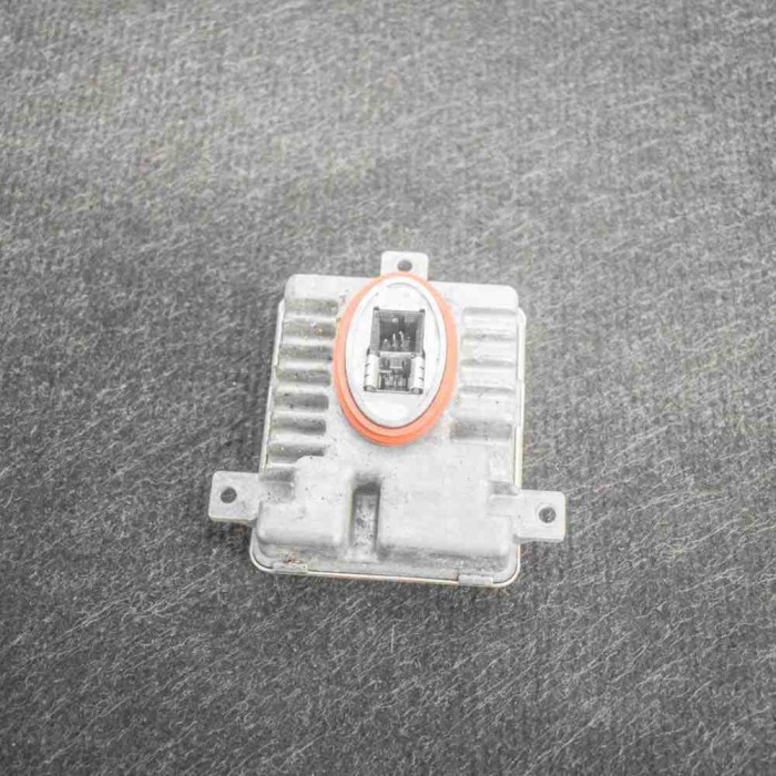 Modul xenon far dreapta față BMW 5 F10 2010 OEM: W003T20071,7237647 | 10702785