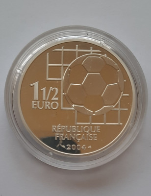 Moneda de argint - 1 1/2 Euro, &amp;quot;Fifa&amp;quot; Franta 2004 - A 3339 foto