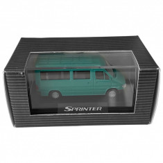 Macheta Oe Mercedes-Benz Sprinter Facelift 2000 1:87 Verde B67871051