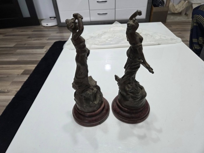 Set de 2 statuete vintage frantuzesti