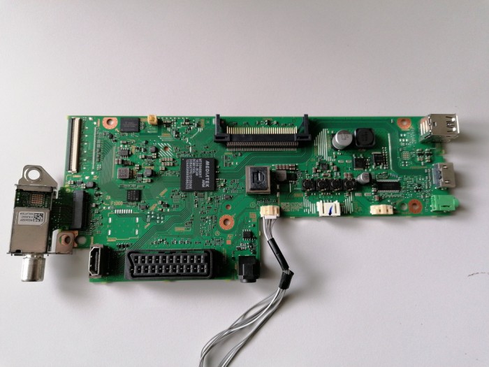 Main Board 1-980-335-22 Din Sony KDL-32RD430 merge si pe Sony KDL-32WD603 ecran HD
