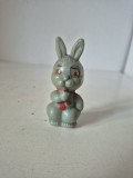Jucărie veche iepuraș din plastic gri - perioada comunistă (8 cm)