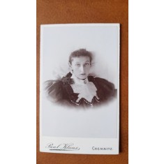 Fotografie tip CDV, femeie inceput de secol XX